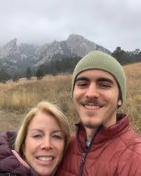 Cindy Eppolito's Instagram, Twitter & Facebook