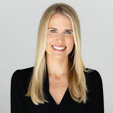 Carissa Clark's Instagram, Twitter & Facebook