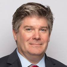 Robert Selleck's Instagram, Twitter & Facebook