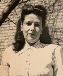 Helen Winter's Instagram, Twitter & Facebook