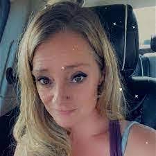 Jodie Seals's Instagram, Twitter & Facebook