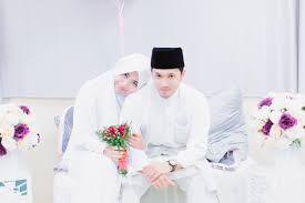 Berapa lama cuti berbayar yang dapat diambil? Marwanximan Nikah Di Masjid Wilayah Iman Abdul Rahim