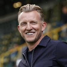 Ian Dowd (@Idowdy79)