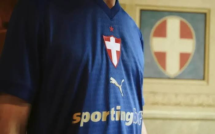 Palmeiras lan&ccedil;a camisa 3 que celebra ra&iacute;zes italianas; veja onde comprar | CNN Brasil