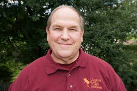 Michael Weaver receives Entomological Society of America's Distinguished  Achievement Award in Extension