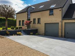 Charmante petite maison clef en main. Entreprise Amenagement Allee De Garage Maison Jardin A Liege