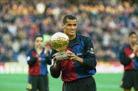 Balon De Oro En El Centenario Rivaldo 1999 Premios De Futbol Balon De Oro Y Balones