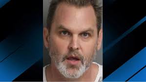 Man arrested after attempted robbery at Hoover credit union