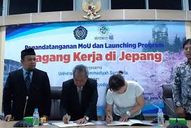 Karena seperti anda ketahui sendiri, jika telah jadi pegawai bank maka nantinya karir menjanjikan sudah ada di depan mata. Jepang Butuh Ratusan Ribu Tenaga Kesehatan Indonesia Republika Online