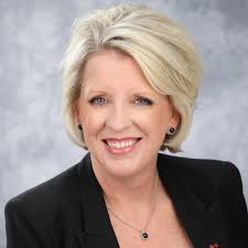 KeyBank's Jennifer Damiano came to banking world as her second act -…