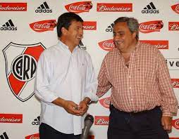 Para los hinchas de river, este descenso es un hecho trágico. 9h7pokh6 Rdm6m