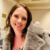 Meredith Snider's Instagram, Twitter & Facebook