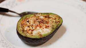 Bake An Egg In An Avocado For A Fast And Healthy Breakfast Treat Baked Avocado Healthy Hearty Breakfast Food