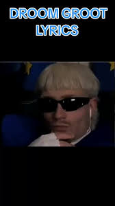 Ome Robert Joost Klein Lyrics in English