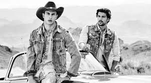 On this episode of #guessspotlight, get to know italian guess campaign model simone susinna as he answers hot questions from his instagram followers. Label Guess The Fashionisto