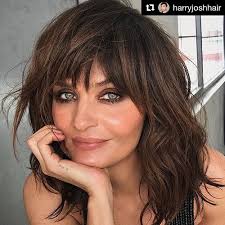 The messiness of the hairstyle creates both volume and interest making it a great choice for women with medium to long hair. 48 Best Short Hairstyles For Thick Hair 2018 2019