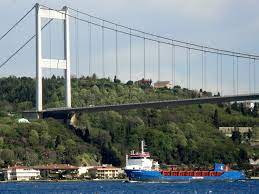 Bu çalışma sırasında 12 iple erişim teknisyeni 9000 metrenin üzerinde dikey ip inişi yaptı. Fatih Sultan Mehmet Koprusu Vikipedi