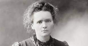 Ailesi polonyalı küçük arazi sahiplerindendi. Marie Curie On Curiosity Wonder And The Spirit Of Adventure In Science Brain Pickings