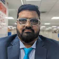 2 photos. Then and now. Still crazy and still friends after 45 years. We  still look the same except for a little more white in the beard 😋  #rockyandmayur #HighwaymenRnM