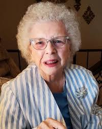 Lillian Johns's Instagram, Twitter & Facebook