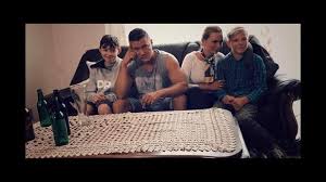 Aktor zadeklarował, że jeśli ktoś nie ma za co zjeść i nakarmić rodziny, postara się załatwić wszystkie niezbędne produkty. Krzysztof Chrominski Posts Facebook