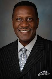 Central Area vice president to retire