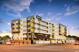 With a stay at this melbourne airport apartment, you'll be within 9 miles (15 km) of royal melbourne showgrounds and 12 miles (20 km). Melbourne Accommodation Book 45 Melbourne Hotels Quest