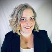 Sharon Hensel's Instagram, Twitter & Facebook