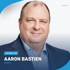 Jordan Lemire's Instagram, Twitter & Facebook