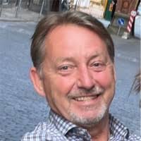 8200+ ". Barry" profiles