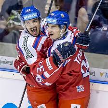 Zkusil jsem kašíkovi vystřelit mezi nohy a vyšlo to, řekl šimon stránský. Rodina Stranskych Ma Hokej V Krvi Mateje Ceka Po Roce Reprezentace Idnes Cz