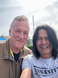 Heavens Edge guitarist meets galaxy doorman