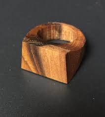 Verloren en gevonden voorwerpen in gemeente houten. Pin Op Houten Ringen Wooden Rings