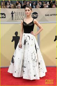 According to some sources, the young celebrity is suffering from an eating disorder which has resulted in her. Pin By My Karlin On St Nice Dresses Red Carpet Dresses Strapless Dress Formal
