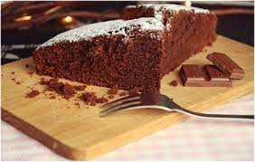 Der saftige haselnusskuchen ohne mehl ist ein kräftiger leckerbissen der trotz der puderzuckermenge nicht zu süß schmeckt. Saftiger Schokokuchen Schnell Und Einfach Rezept Mami Schafft Ordnung