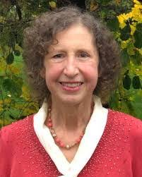 Paula Lemire's Instagram, Twitter & Facebook