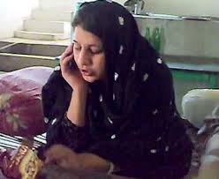 Pathan Hot Girl Talking On Phone With Her Boy friend