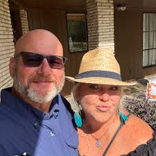 Who are good local groomers for golden retrievers?