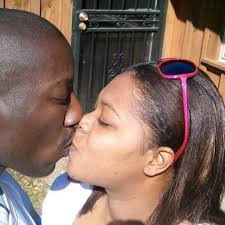 Donzell Moore (@MrDzell)