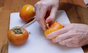 However, it is only the type of hyakume persimmon that contains seeds which is the sweetest variety. How To Eat A Persimmon What Do Persimmons Taste Like