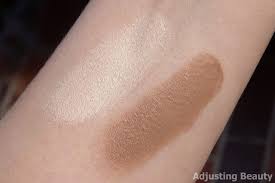 Review Of Maybelline Master Contour V Shape Duo Stick Contour Highlight In 01 Light Maybelline Master Contour Contouring And Highlighting Master Contour