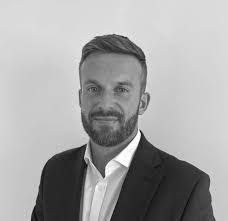 Matt Hanford's Instagram, Twitter & Facebook