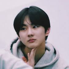 Maxine Castro (maxineallelic)