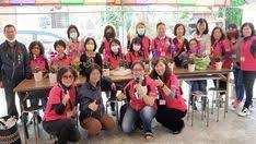 員林市溝皂里才藝教室青山宮 插花diy 才藝課in 2021 academic dress academics fashion