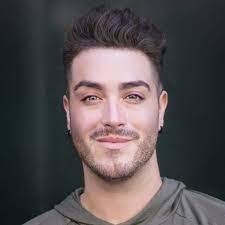 Giovanni Quintero's Instagram, Twitter & Facebook