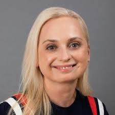 Veronica Rogers's Instagram, Twitter & Facebook