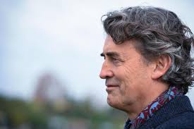 «Mucha gente está a la espera de que mejore el mundo y muy poca da el paso  para cambiarlo»