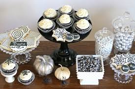 Black And White Desserts Treats Black And White Halloween Dessert Table Glorious Treats Halloween Dessert Table White Halloween Party Halloween Desserts