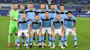 Posso accettare le critiche al calciatore, non gravi. Das Ist Bayerns Achtelfinalgegner Lazio Rom