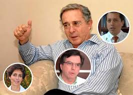 Nace el 4 de julio de 1952 en medellín. Los Medicos Que Cuidan Al Expresidente Alvaro Uribe Las2orillas